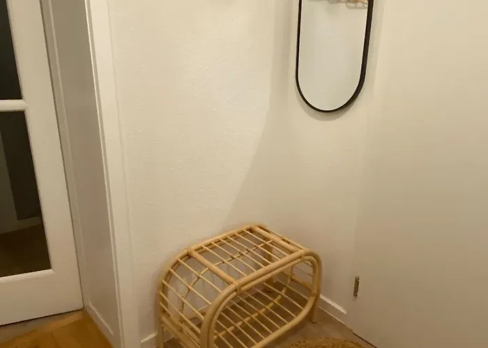 Mustard-colored For Two Apartament