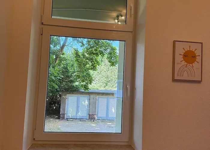 Mustard-colored For Two Διαμέρισμα Bautzen